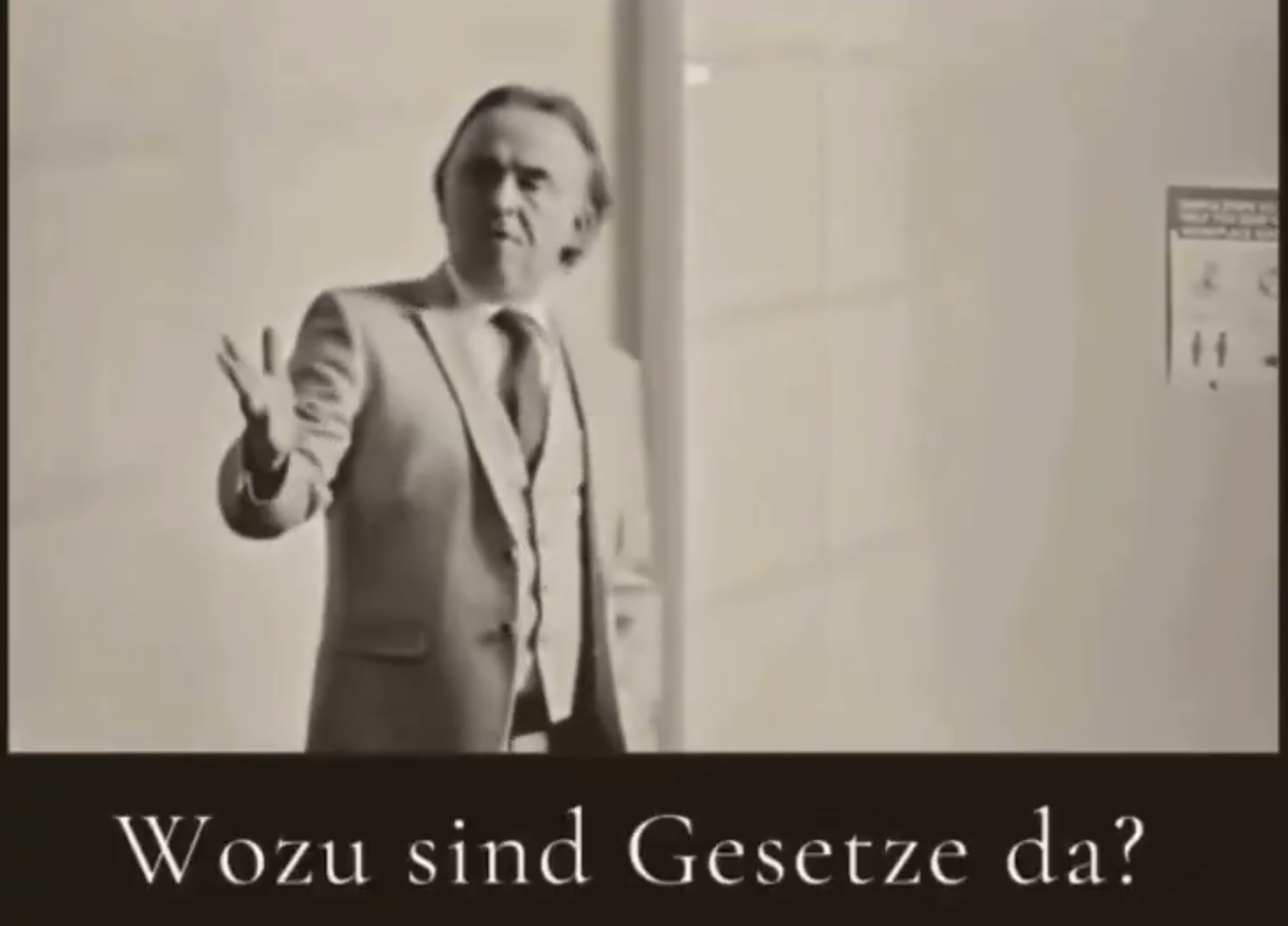 Warum gibt es Gesetze? Warum gibt es Gesetze?