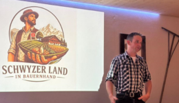 Gruendung Schwyzer Land in Bauernhand